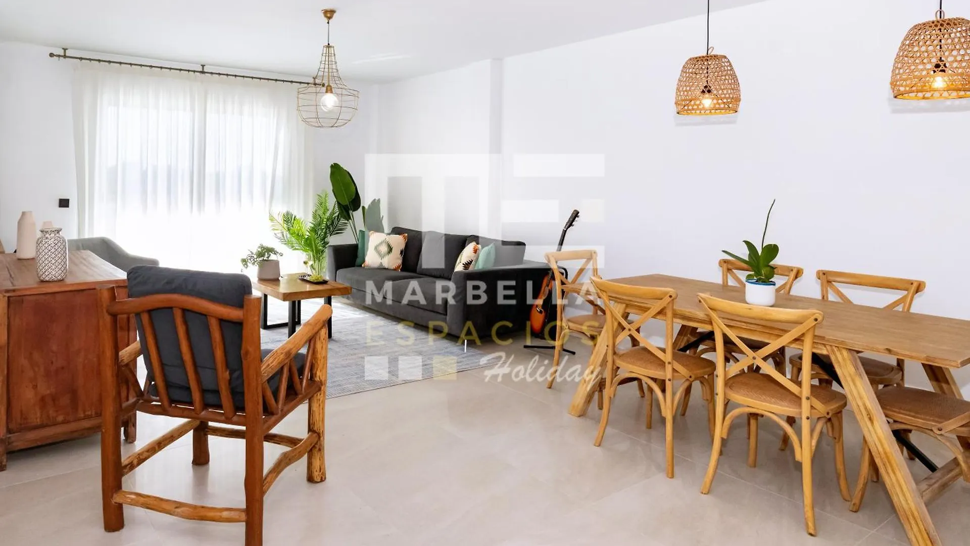 Apartment El Dorado 3 Dormitorios Cerca Puerto Banus Marbella